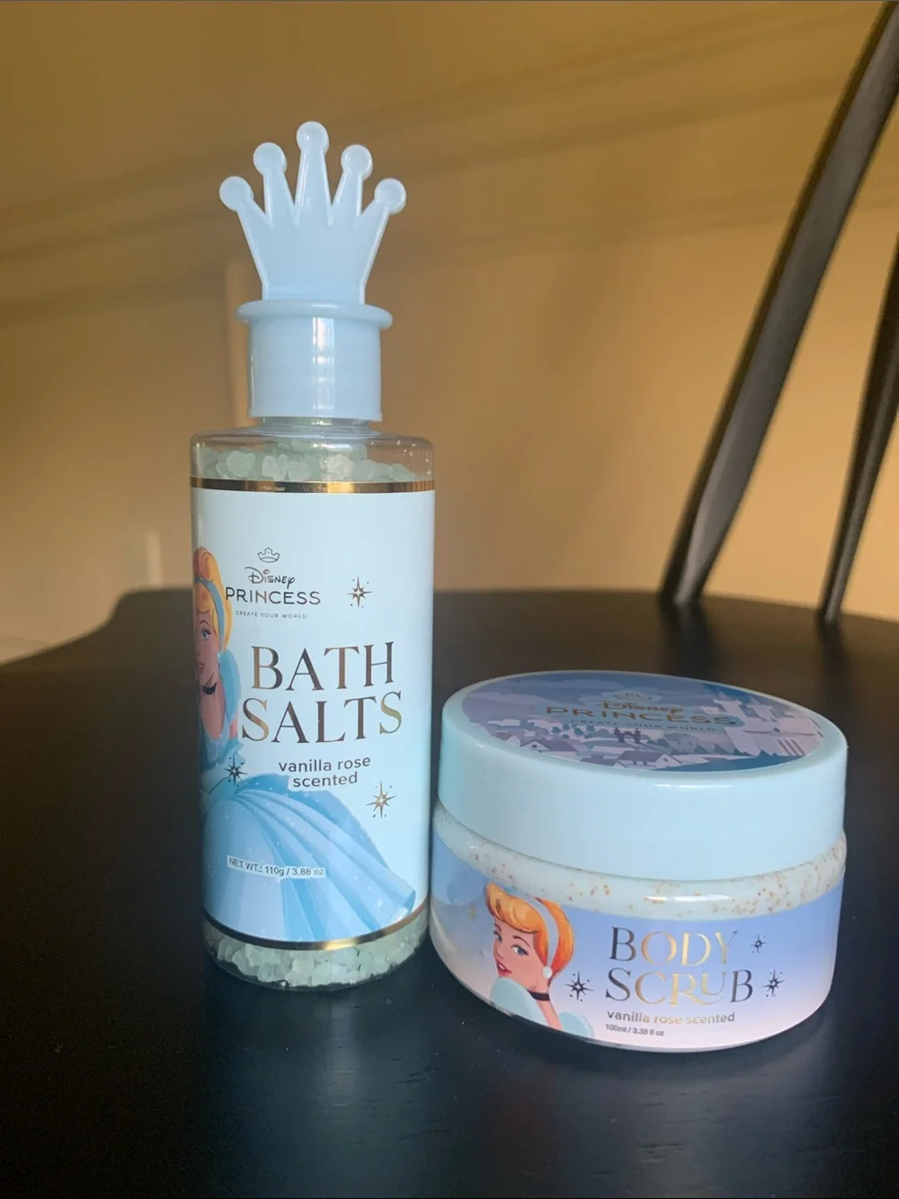 Disney Princess Luxurious Mini Bath Set - Body Scrub & Bath Salts - Choose 1 Set